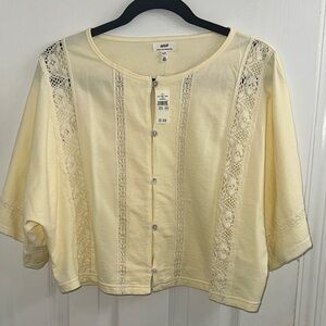 Aerie cropped button down shirt sz M